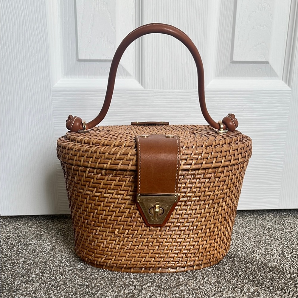 Brown Woven Wicker Basket Bag
